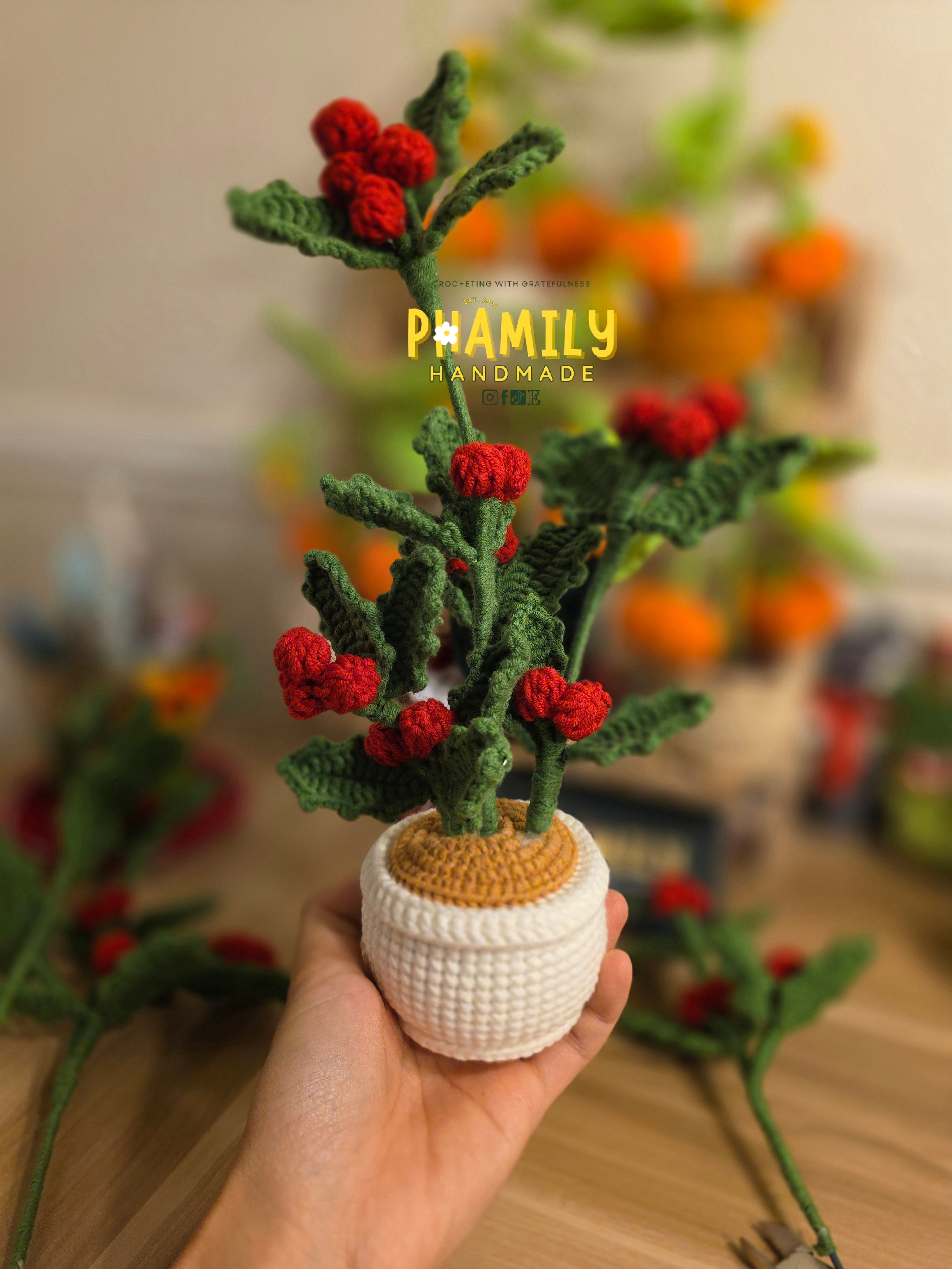 Holly Leaf Plant Pot Handmade Crochet, Christmas Home Decor, merry christmas, christmas gift ideas, table decor, desk decor
