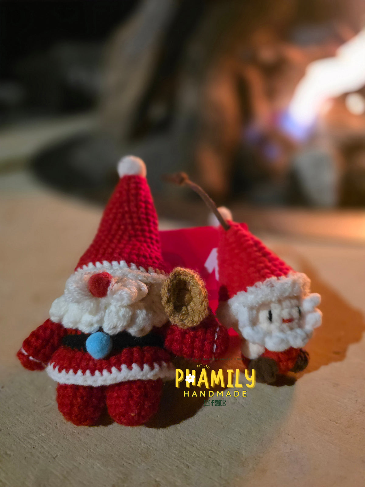 Santa Claus crochet keychain
