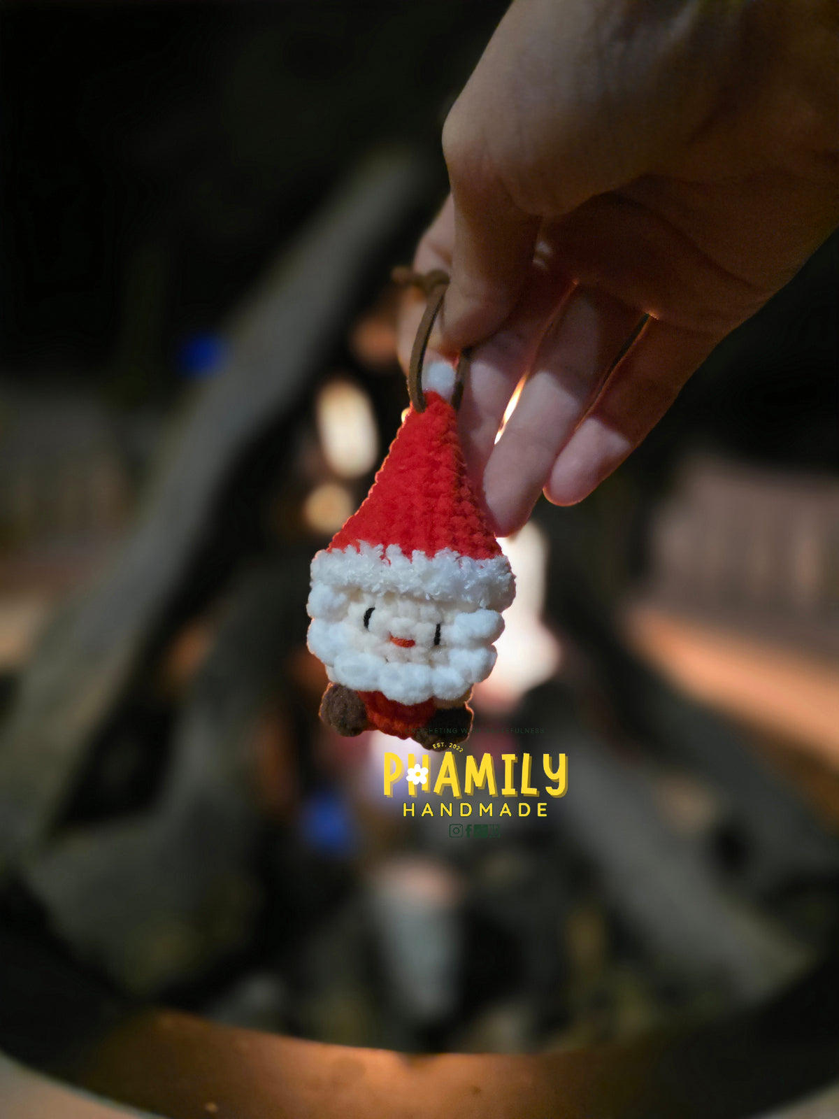 Santa Claus crochet keychain
