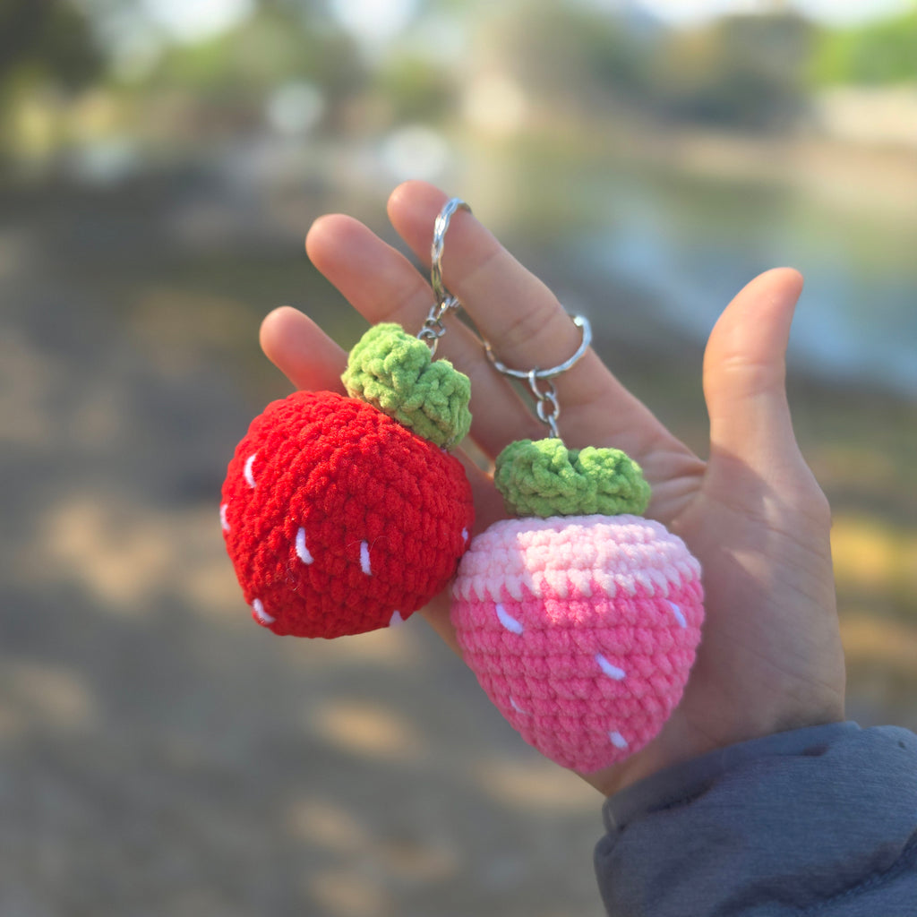 Strawberry Crochet Keychain, Peach Crochet Handmade Keychain | Banana Crochet Charm, Carrot Crochet Charm, Fruit/Veggie | Purse Charm | Fruit Charm | Fruit Keyring | Fruit Keychain