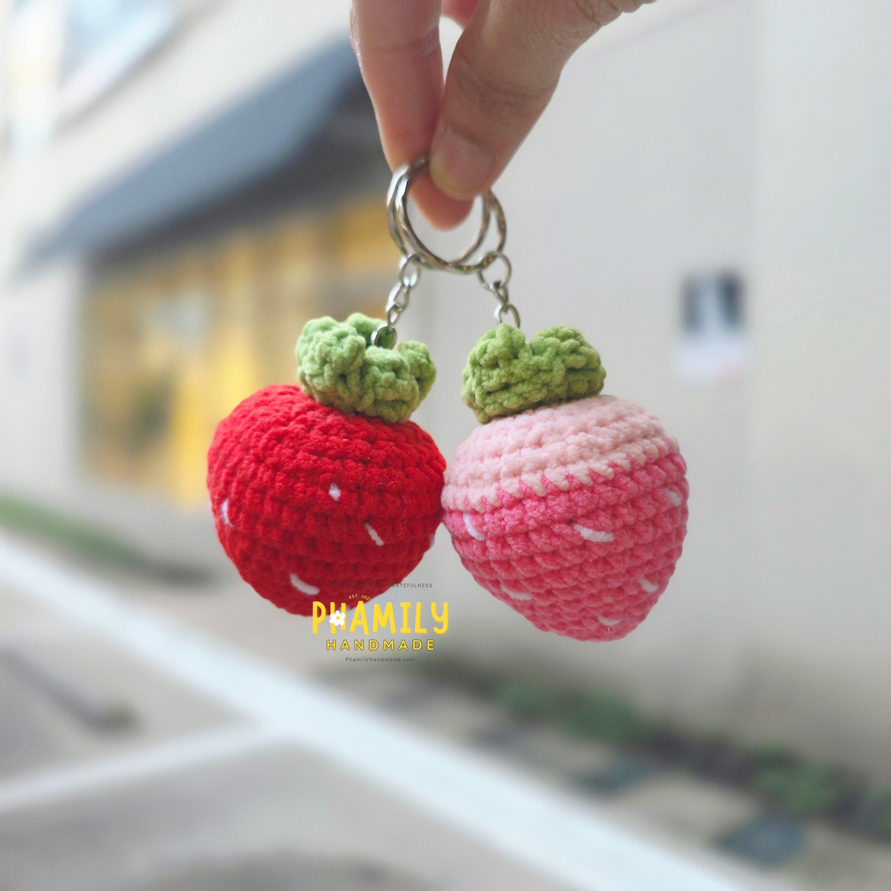 Strawberry Crochet Keychain, Peach Crochet Handmade Keychain | Banana Crochet Charm, Carrot Crochet Charm, Fruit/Veggie | Purse Charm | Fruit Charm | Fruit Keyring | Fruit Keychain