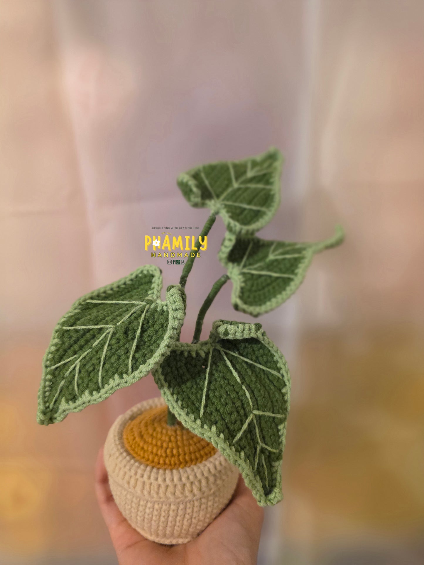 1. Vegetable Plant Pot, Houseplant Pot Handmade Crochet, Home Decoration, gift ideas, table decor, desk decor, gardening lovers, plant lovers